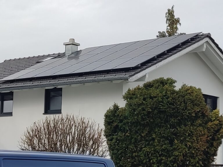 Umweltfreundliche Solar Anlage errichtet in Polling